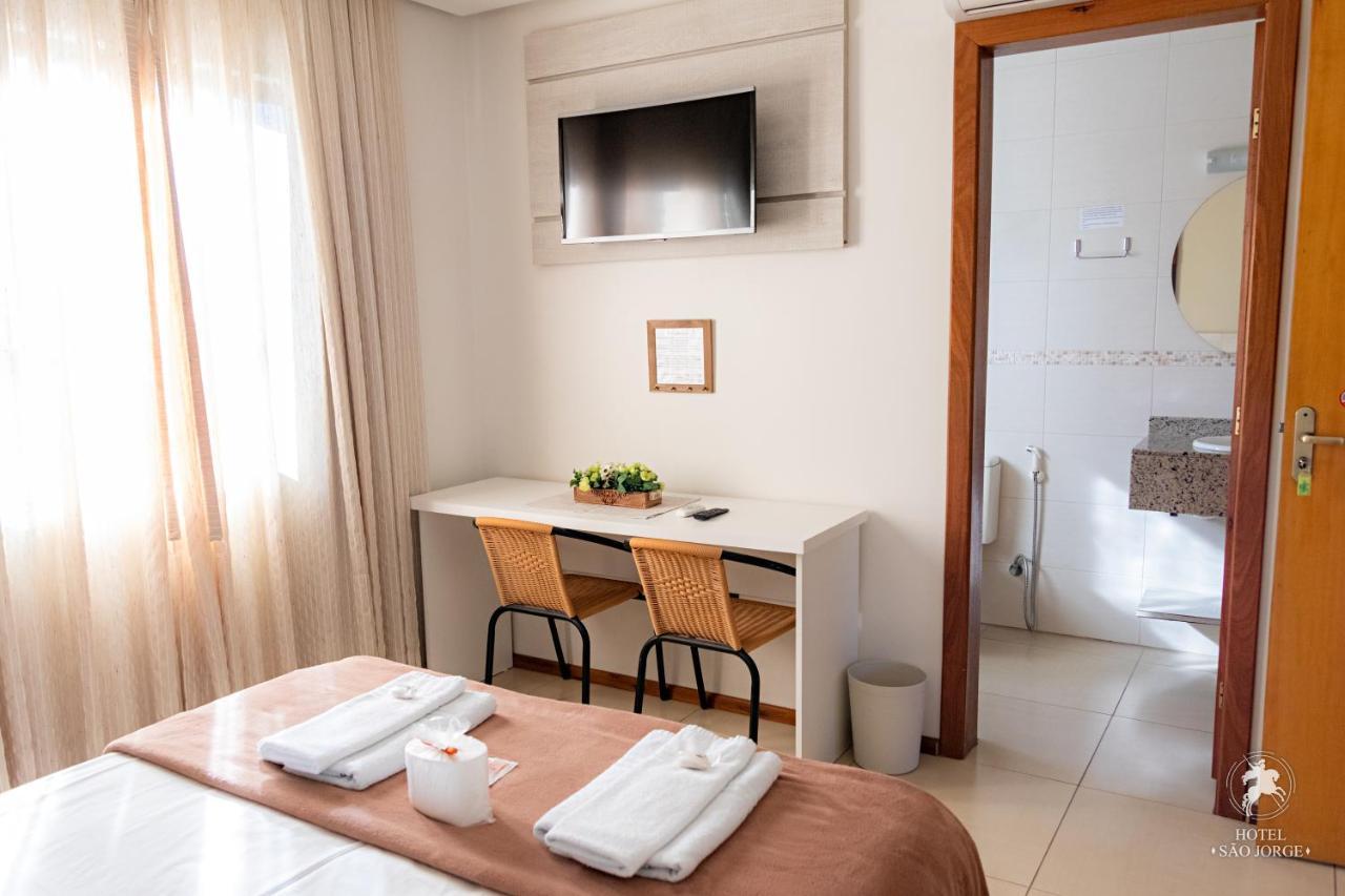Hotel Sao Jorge อาเลเกรชิ ภายนอก รูปภาพ