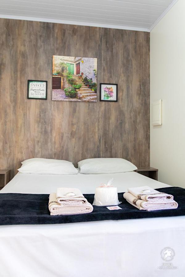 Hotel Sao Jorge อาเลเกรชิ ภายนอก รูปภาพ